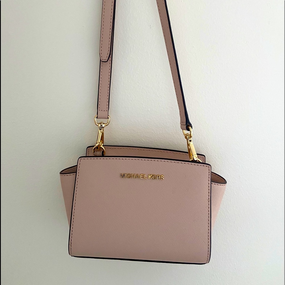 MICHAEL KORS CROSSBODY BAG